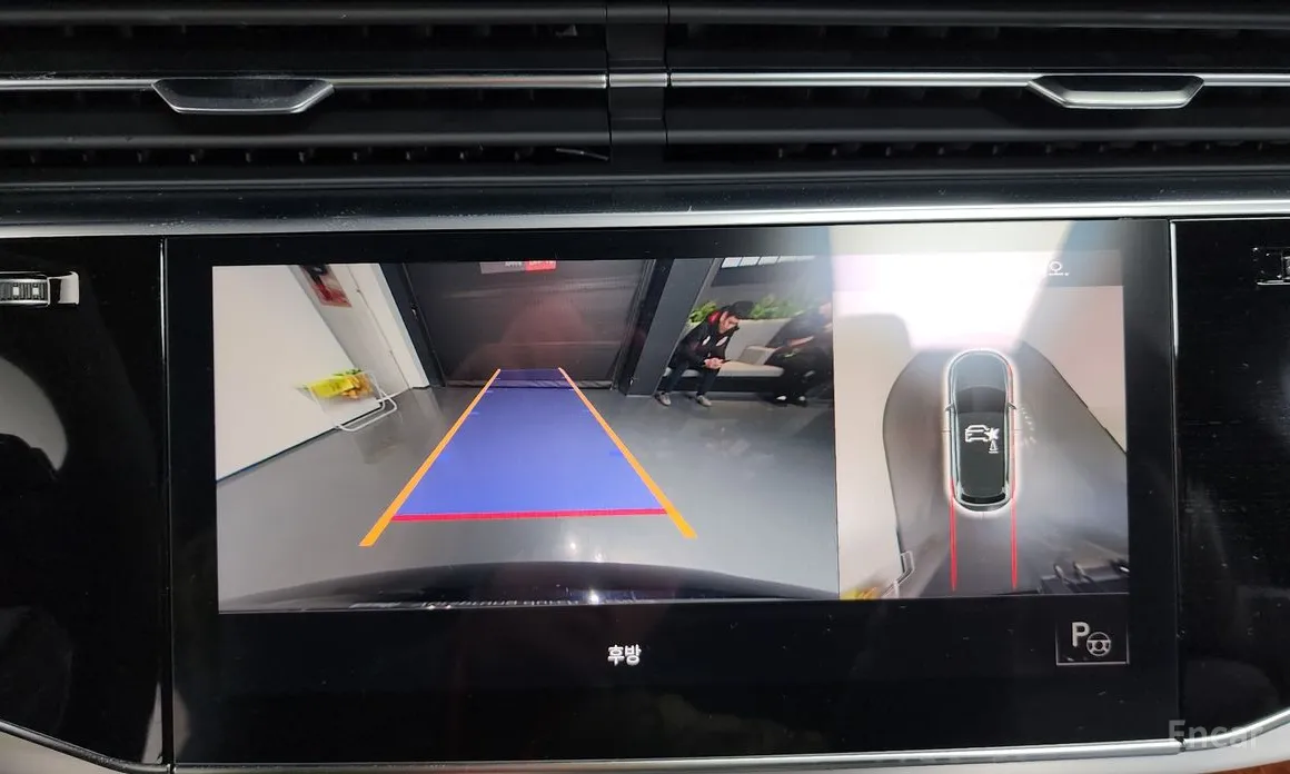 Фото 15 - Audi Q7