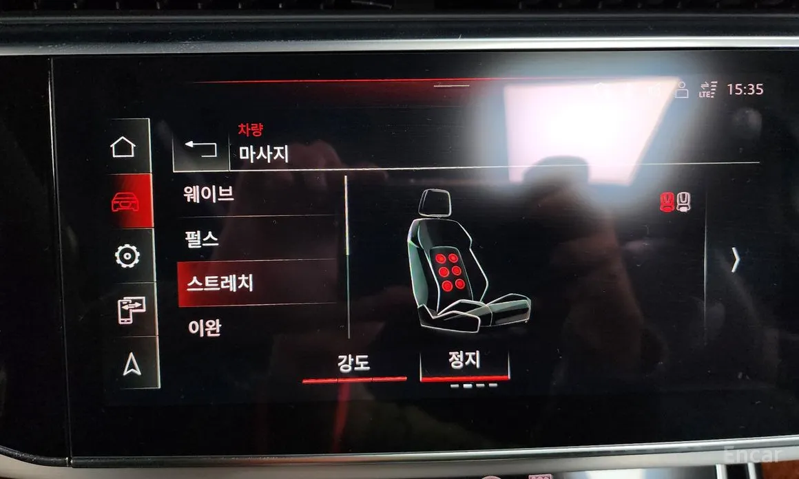 Фото 16 - Audi Q7