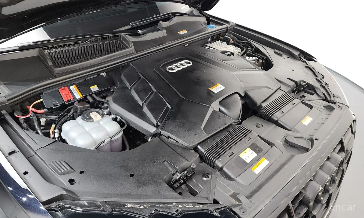 Фото 6 - Audi Q7