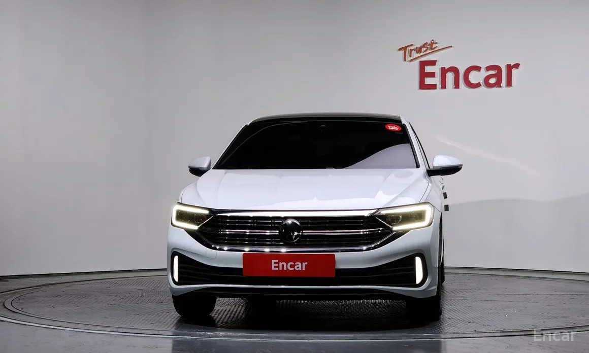 Фото 3 - Volkswagen Jetta