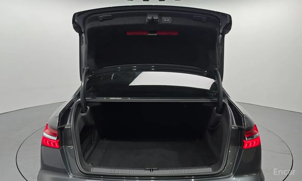 Фото 20 - Audi A6