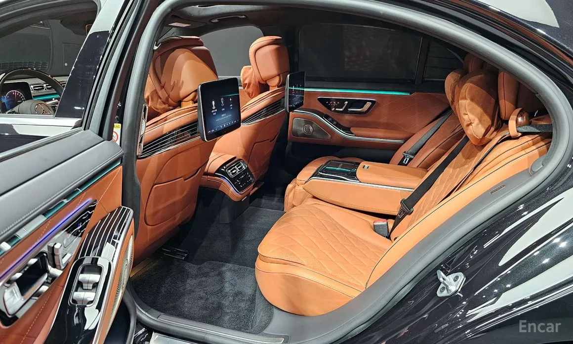 Фото 12 - Mercedes-Benz S-Class