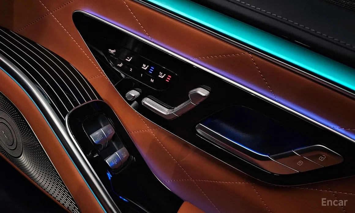 Фото 17 - Mercedes-Benz S-Class