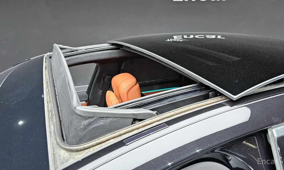 Фото 18 - Mercedes-Benz S-Class