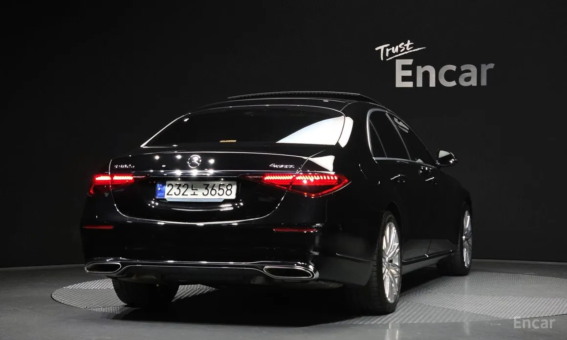 Фото 2 - Mercedes-Benz S-Class