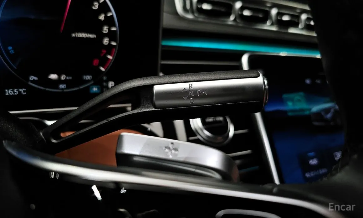 Фото 9 - Mercedes-Benz S-Class