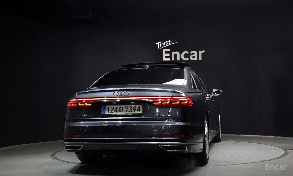 Фото 4 - Audi A8