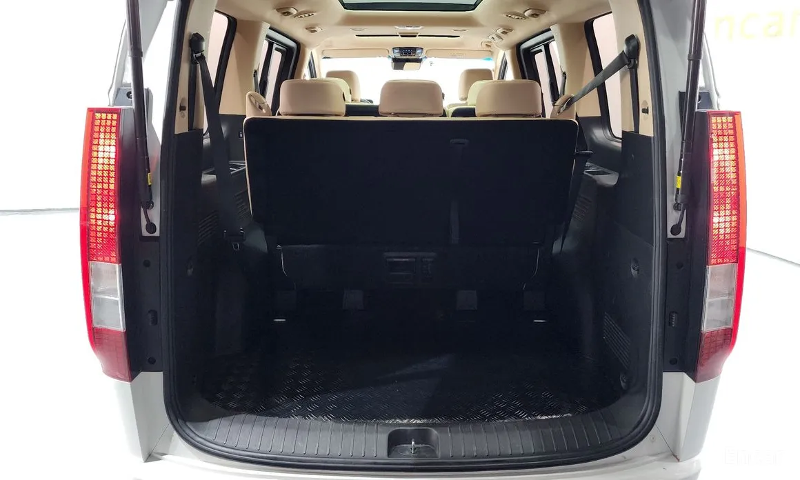 Фото 20 - Hyundai Staria