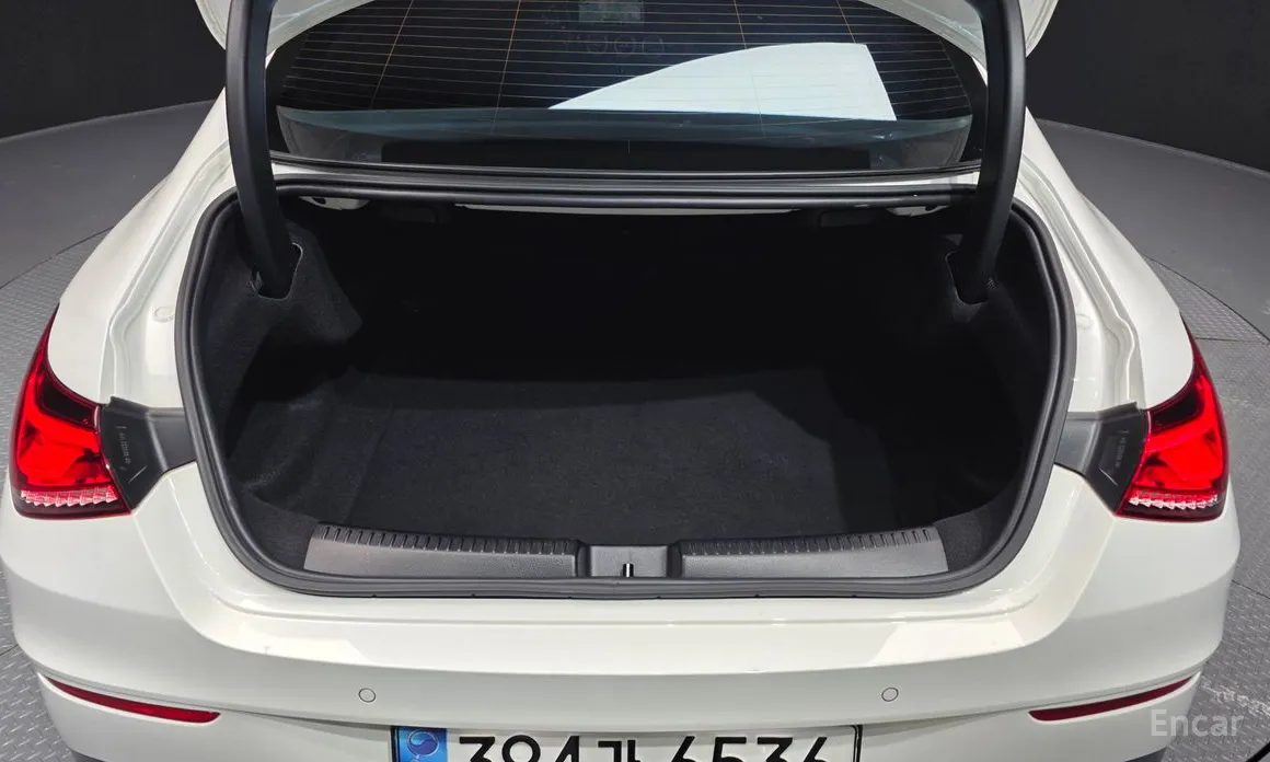 Фото 20 - Mercedes-Benz CLA-Class