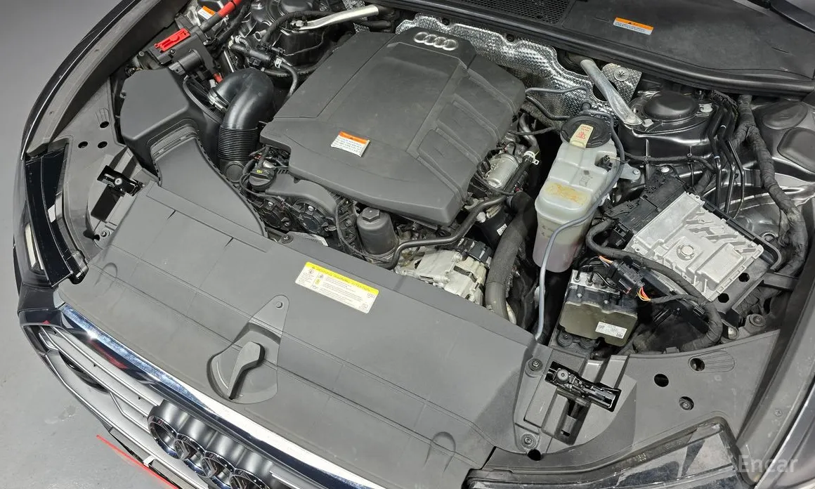 Фото 6 - Audi A6