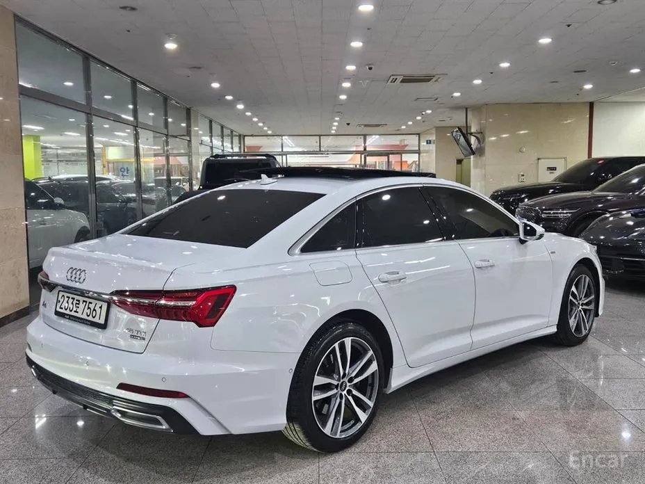 Фото 3 - Audi A6