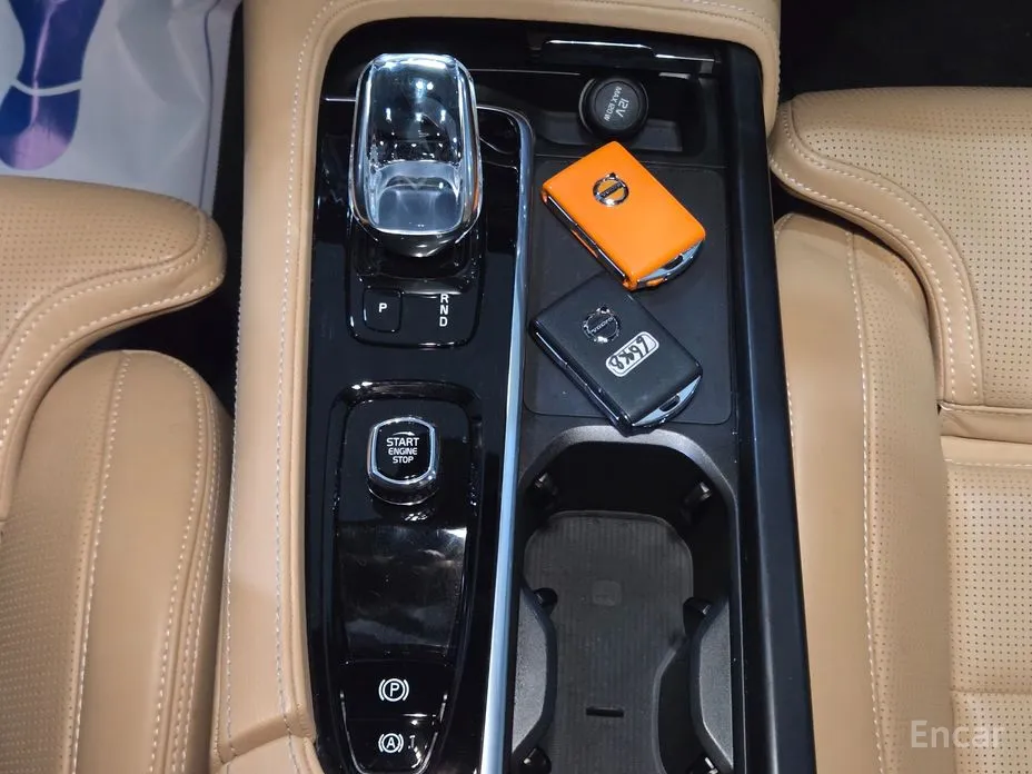 Фото 13 - Volvo S90