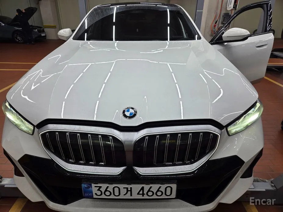 Фото 1 - BMW 5 Series