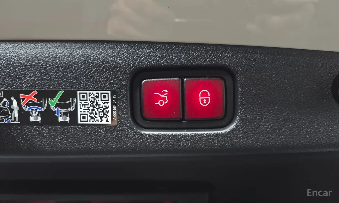 Фото 20 - Mercedes-Benz E-Class