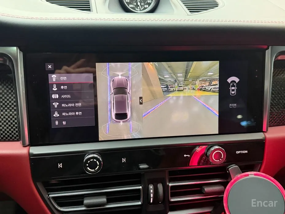 Фото 12 - Porsche Macan