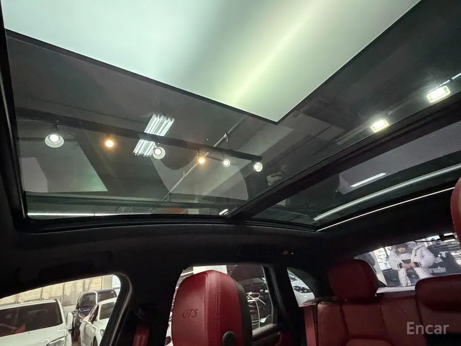 Фото 19 - Porsche Macan