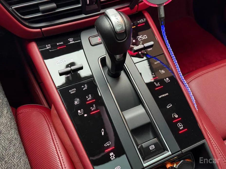 Фото 9 - Porsche Macan