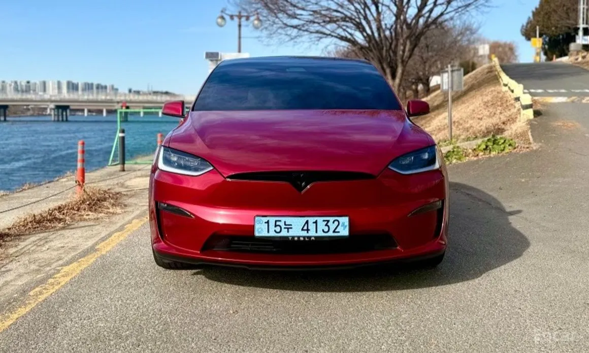 Фото 4 - Tesla Model X