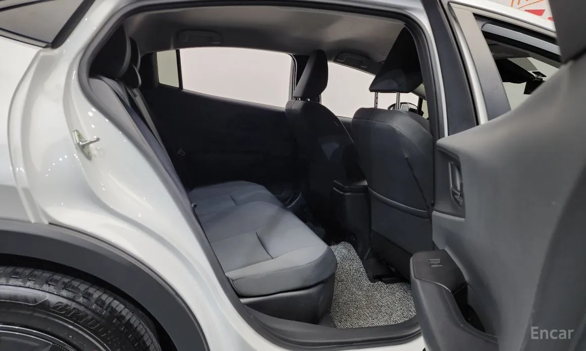 Фото 12 - Toyota Prius