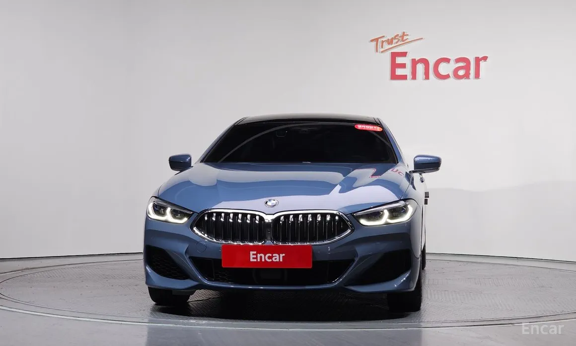 Фото 3 - BMW 8 Series