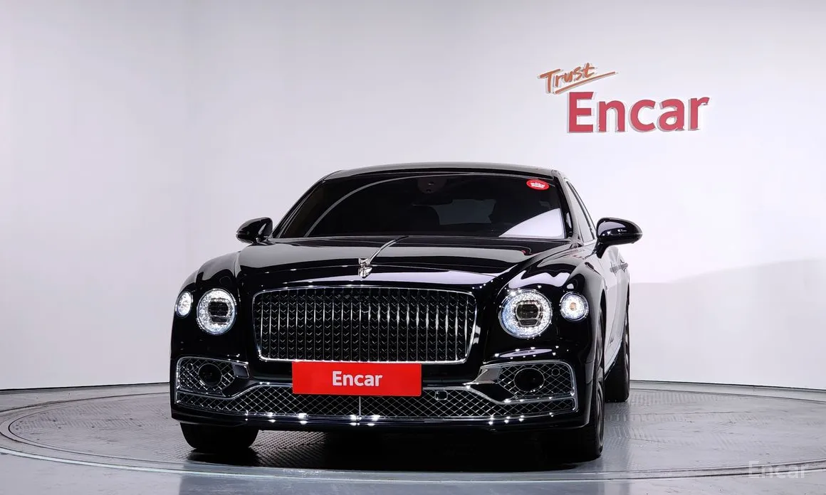 Фото 3 - Bentley Flying Spur