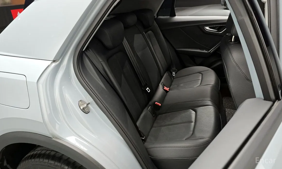 Фото 12 - Audi Q2