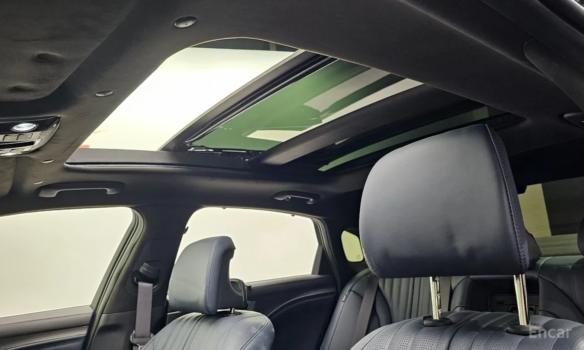 Фото 19 - Kia K8