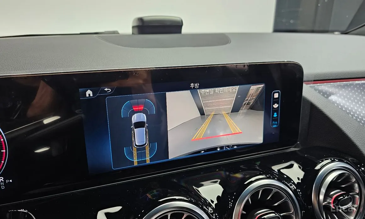 Фото 17 - Mercedes-Benz GLA-Class