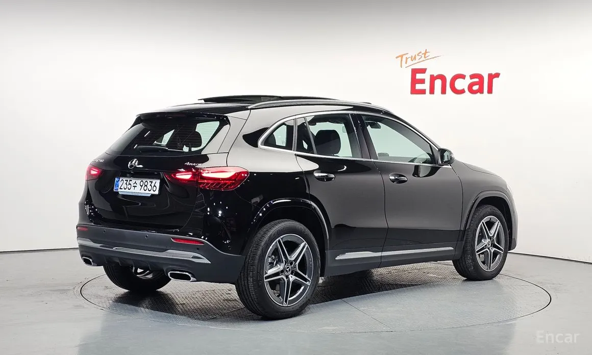 Фото 2 - Mercedes-Benz GLA-Class