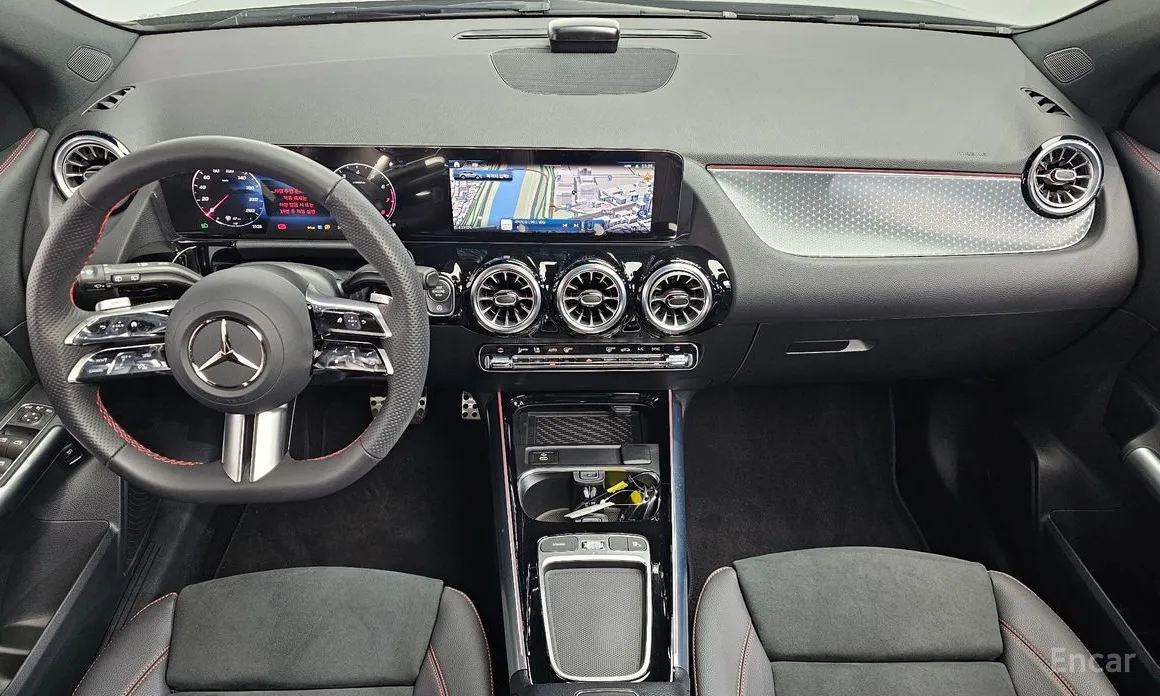 Фото 7 - Mercedes-Benz GLA-Class