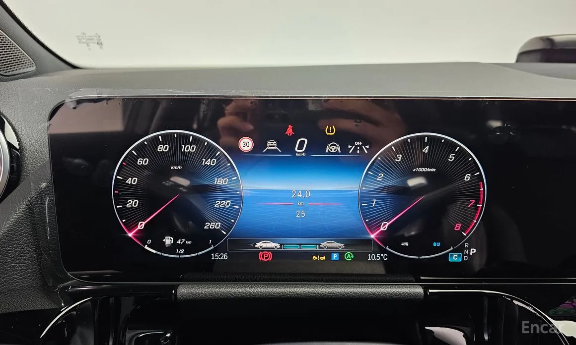 Фото 8 - Mercedes-Benz GLA-Class