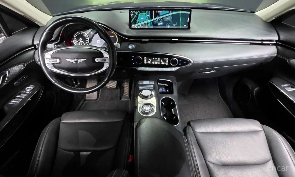 Фото 7 - Genesis GV70