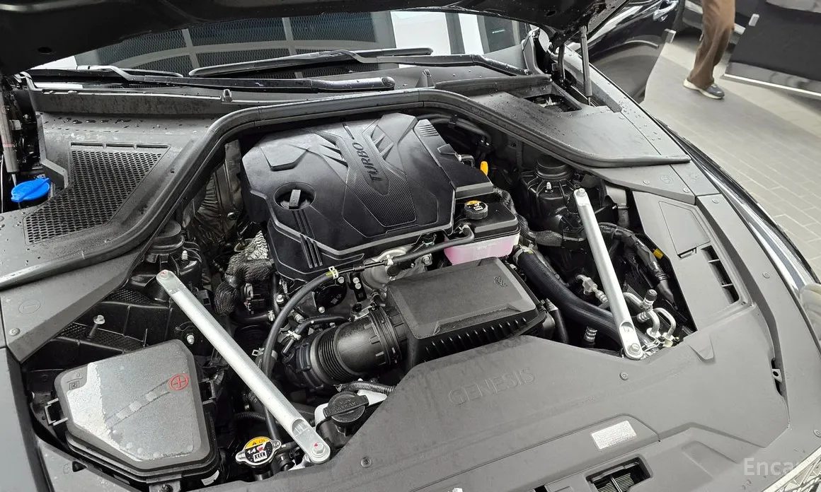 Фото 6 - Genesis G80