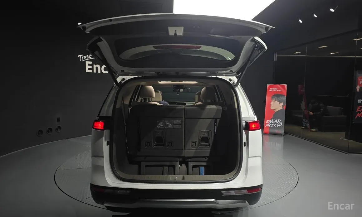 Фото 20 - Kia Carnival