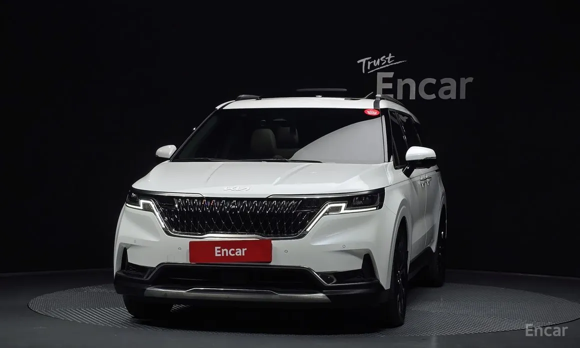 Фото 3 - Kia Carnival