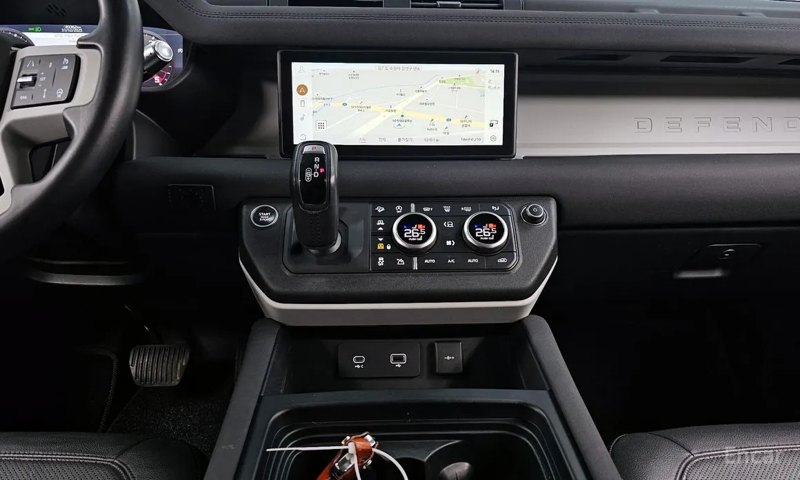 Фото 14 - Land Rover Defender