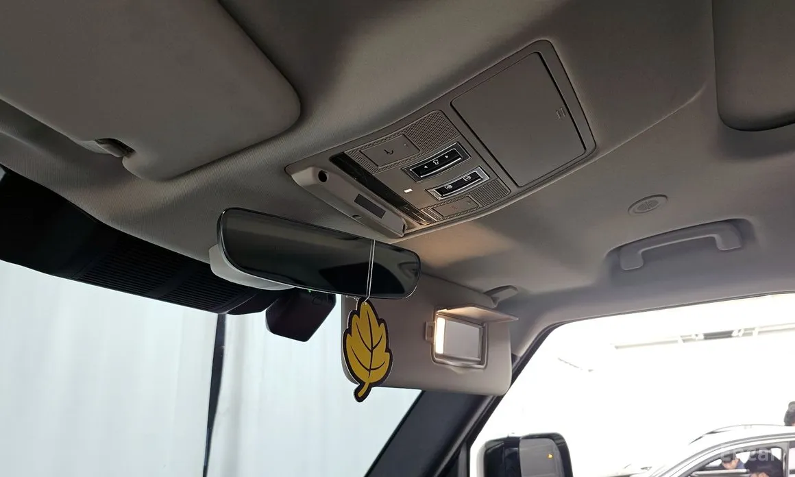 Фото 17 - Land Rover Defender