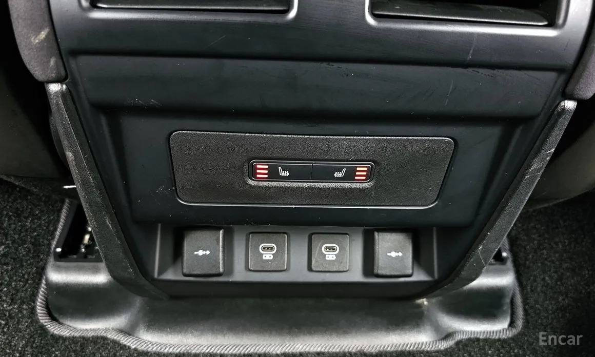 Фото 19 - Land Rover Defender