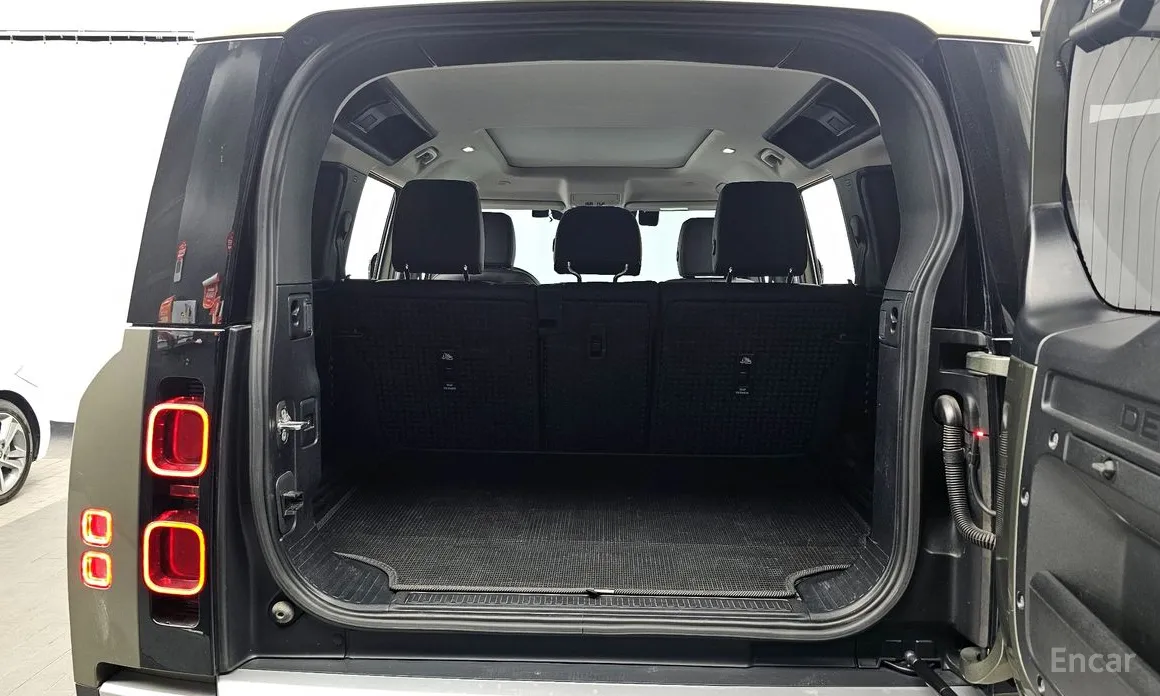 Фото 20 - Land Rover Defender