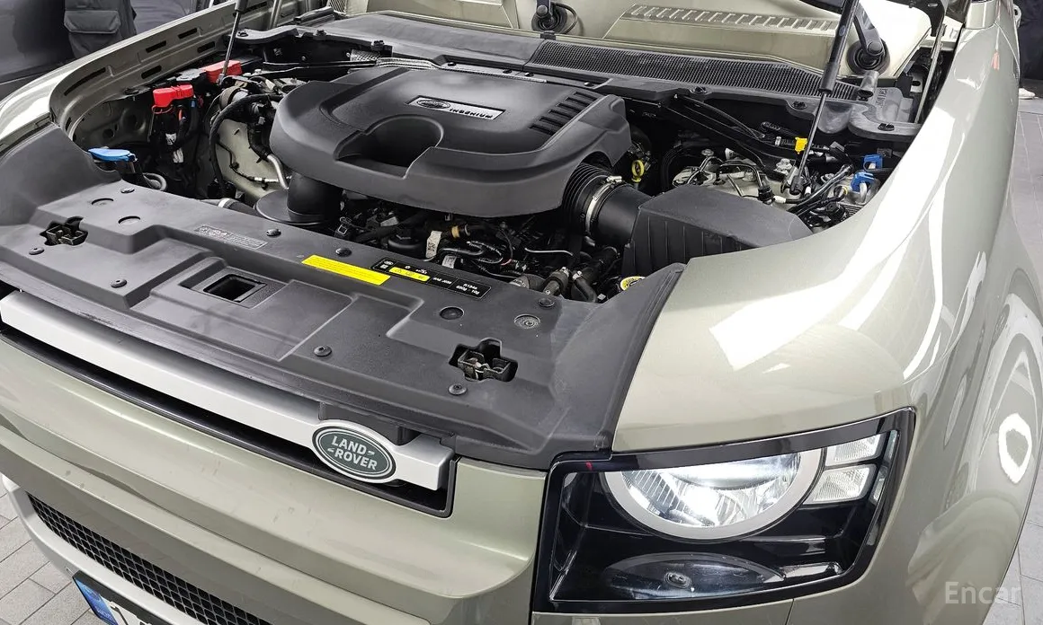 Фото 6 - Land Rover Defender