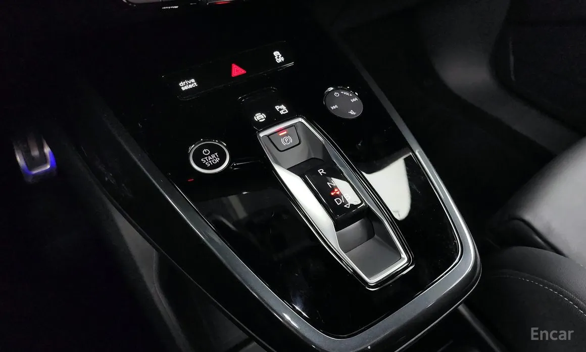 Фото 9 - Audi Q4 e-tron