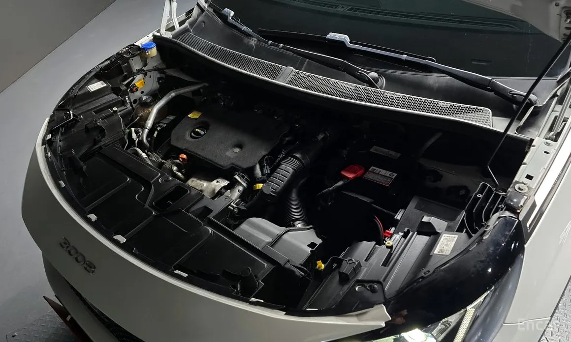 Фото 6 - Peugeot 3008