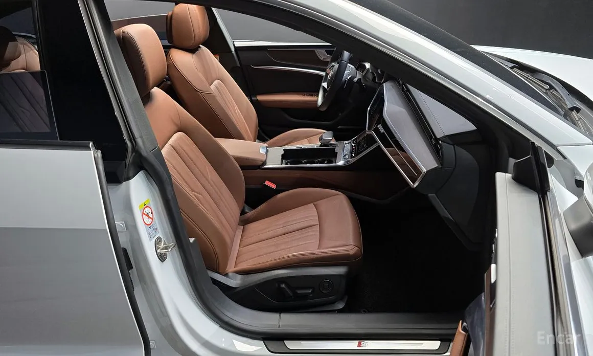 Фото 10 - Audi A7