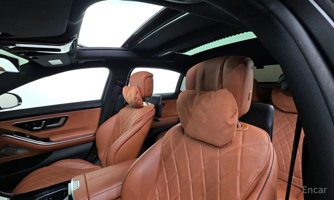 Фото 19 - Mercedes-Benz S-Class