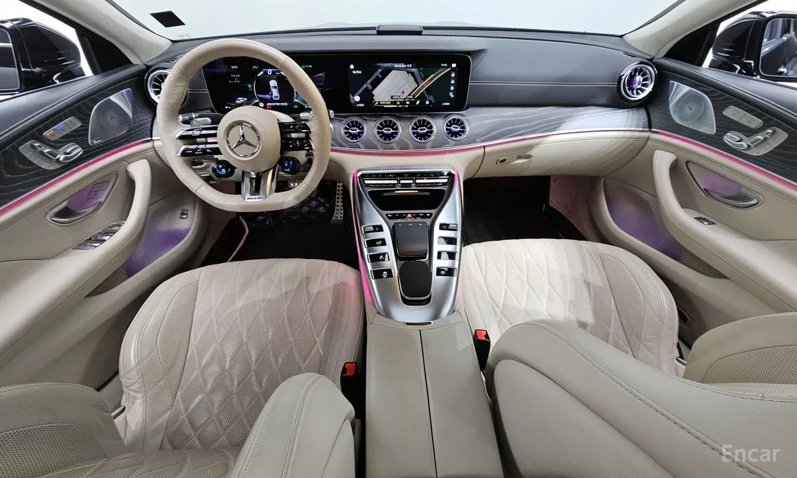 Фото 7 - Mercedes-Benz AMG GT