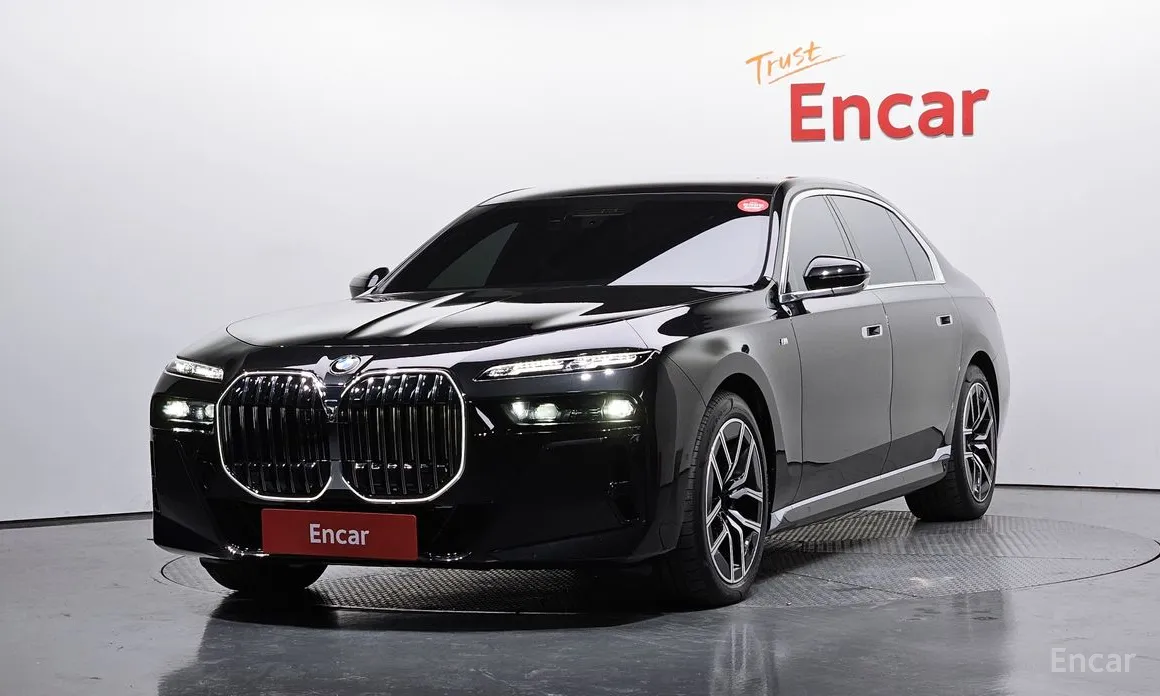 Фото 1 - BMW 7 Series