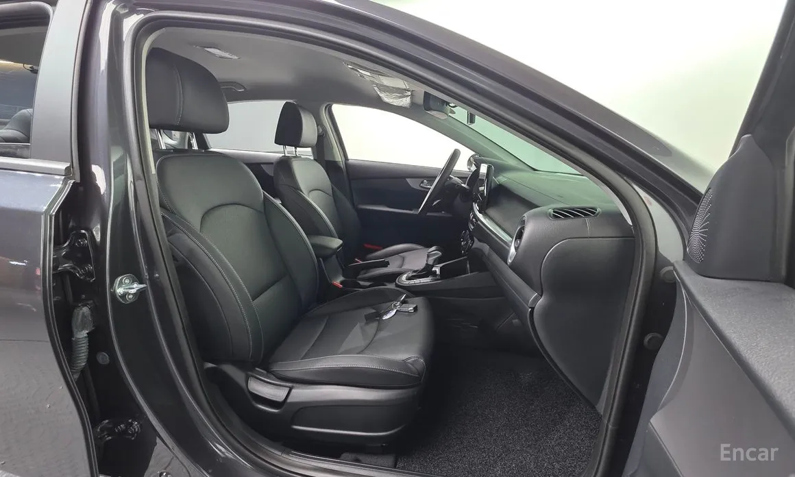 Фото 10 - Kia K3