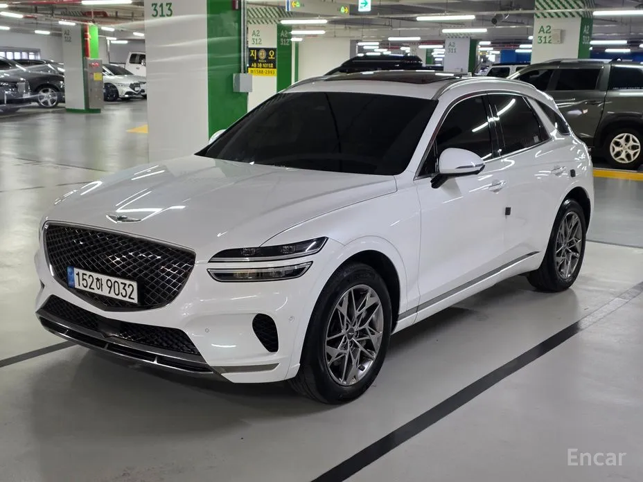 Photo 1 - Genesis GV70