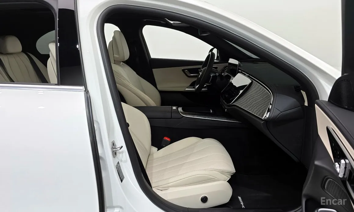 Фото 11 - Mercedes-Benz E-Class