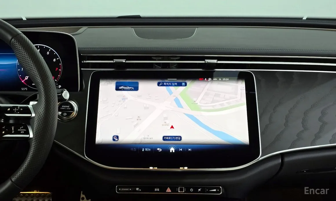 Фото 14 - Mercedes-Benz E-Class